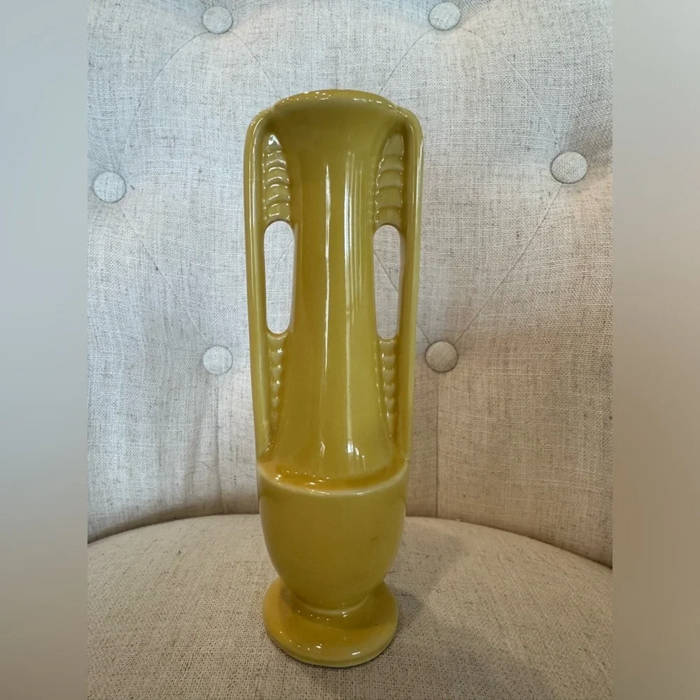 Vintage SHAWNEE POTTERY MCM Art Deco Double Handle Bud Vase Gold Yellow 8